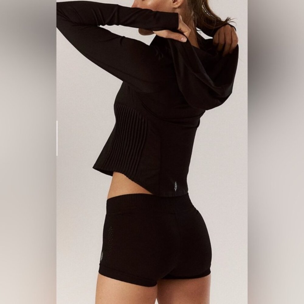 Free People Movement Playin' For Keeps Layer Size Large  New With Tags - Picture 9 of 13